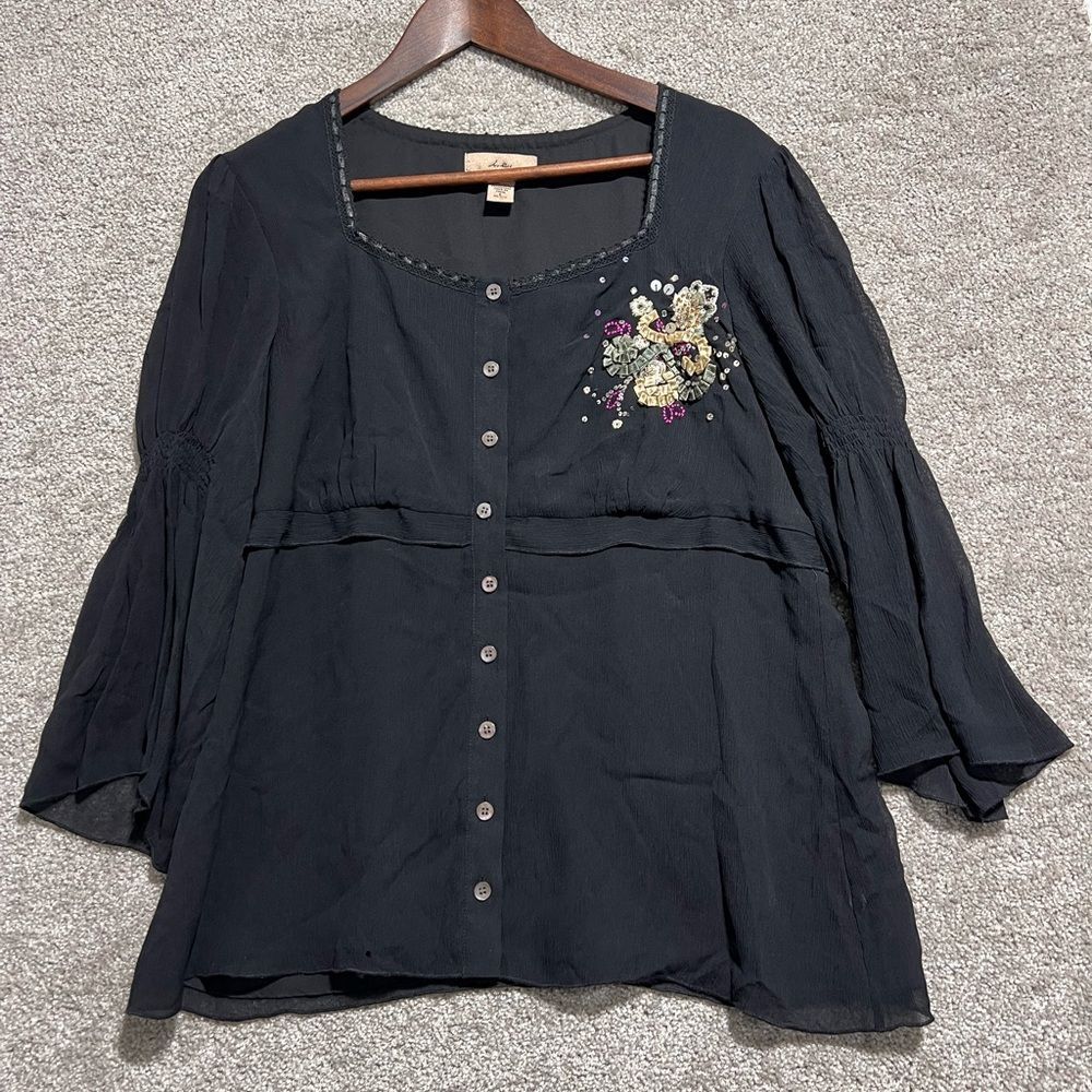 i.e. Woman’s 3/4 Bell Sleeve Black 100% Silk Blouse Top Size Large *flaw